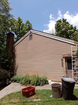 Before & After Exterior Painting in Highland Heights, KY (4)