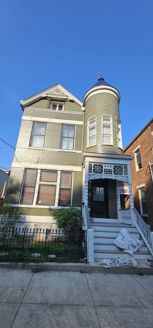 Before & After House painting in Newport, KY (6)